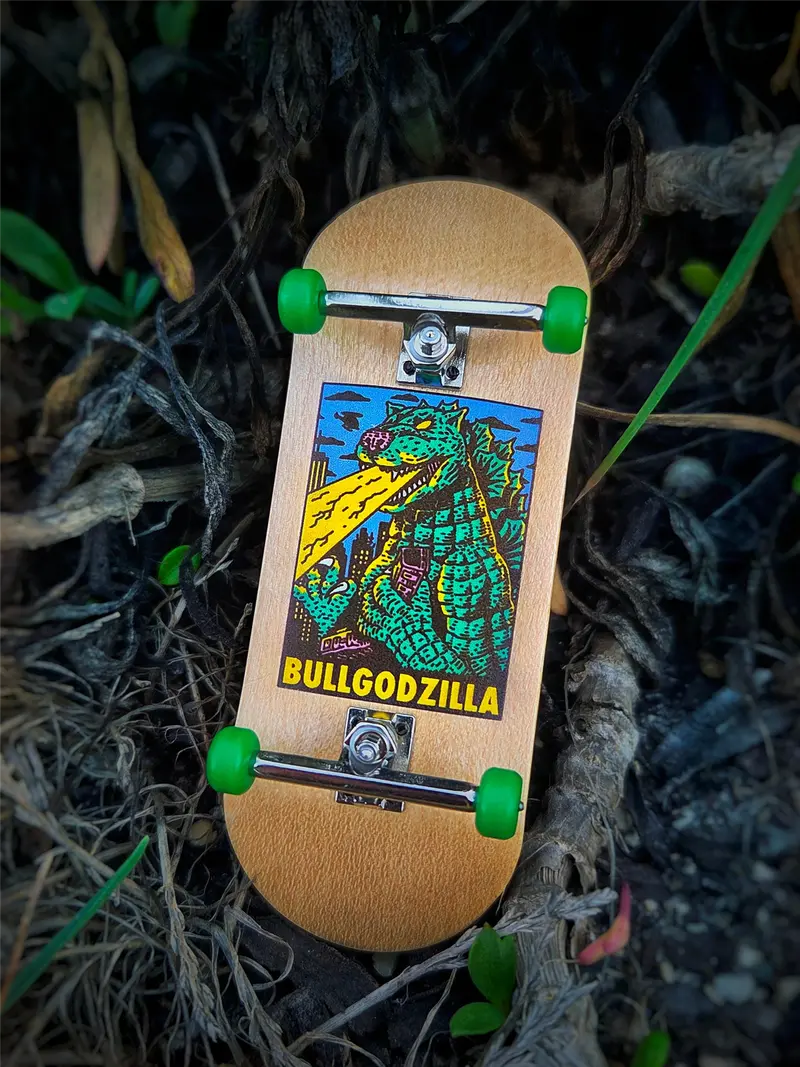Bullgod Big Dog Fingerboard Complete - Godzilla 1