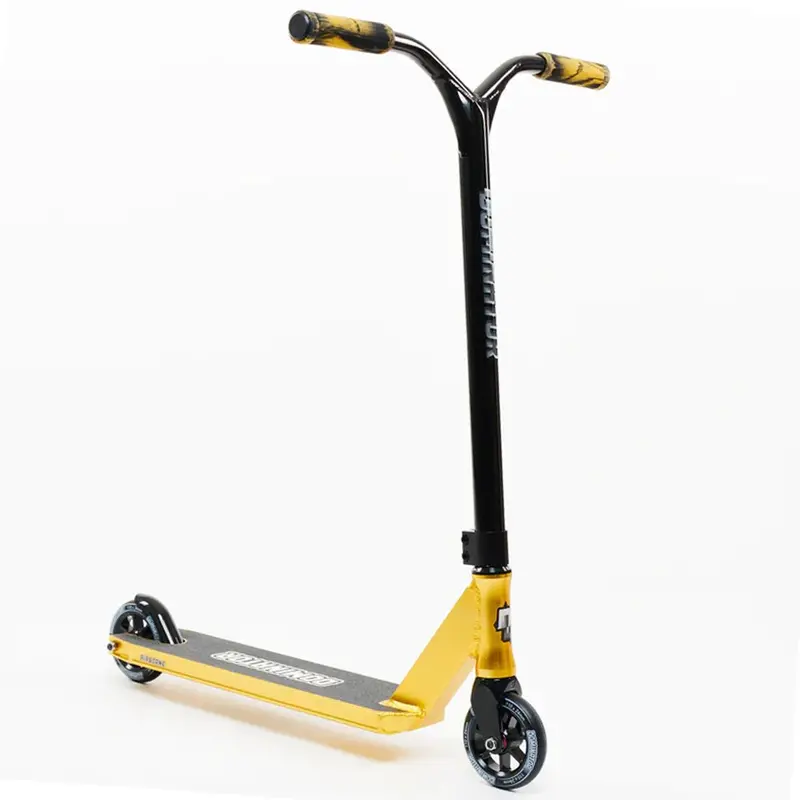 Dominator Airborne V2 Pro Scooter 1